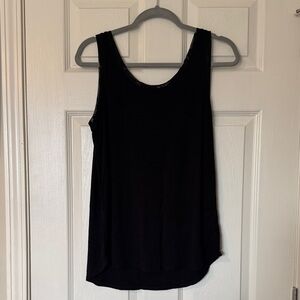 HUE Black Scoop Neck Tank Top